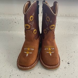 Toddler boots